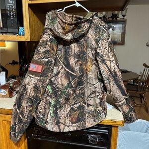 Dewbu Heated Camouflage Hooded Jacket with 12V battery